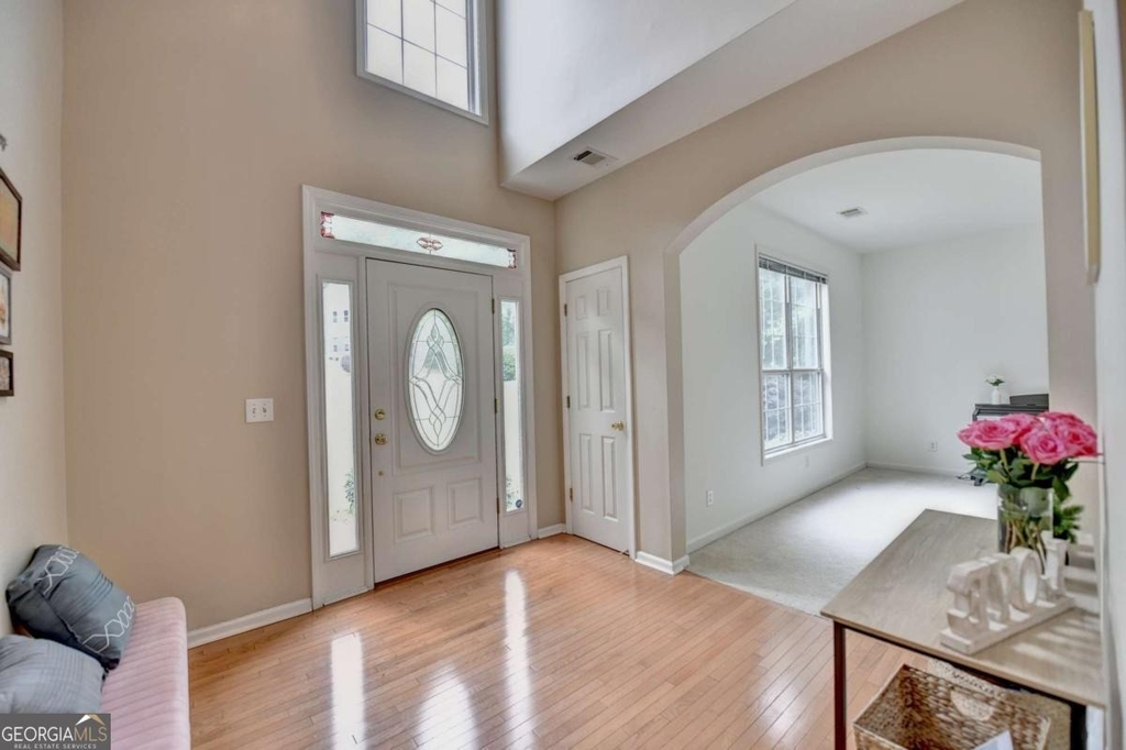2172 Woodbriar Drive - Photo 4