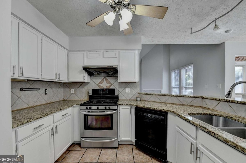 1112 Ashbury Drive - Photo 23