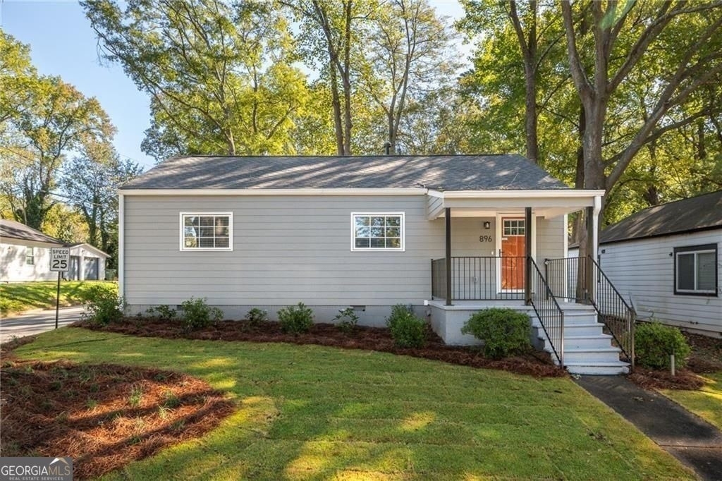 896 Oakland Drive - Photo 0