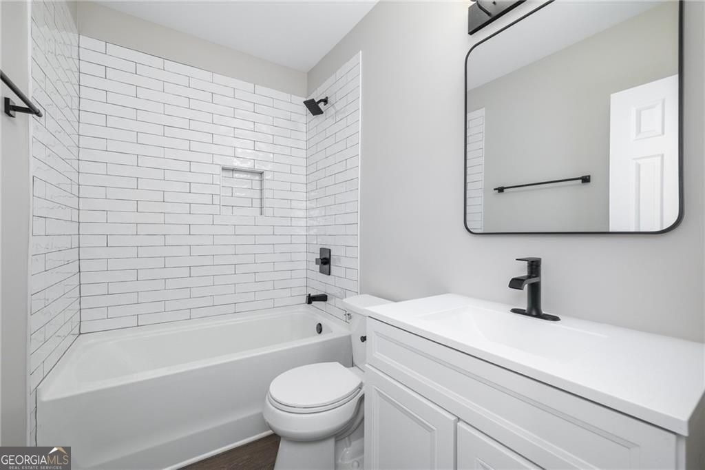 896 Oakland Drive - Photo 12