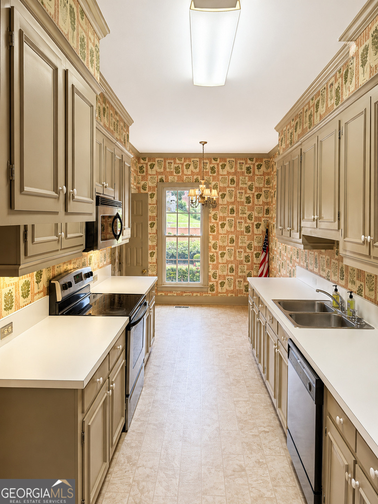 314 Broad Street - Photo 3