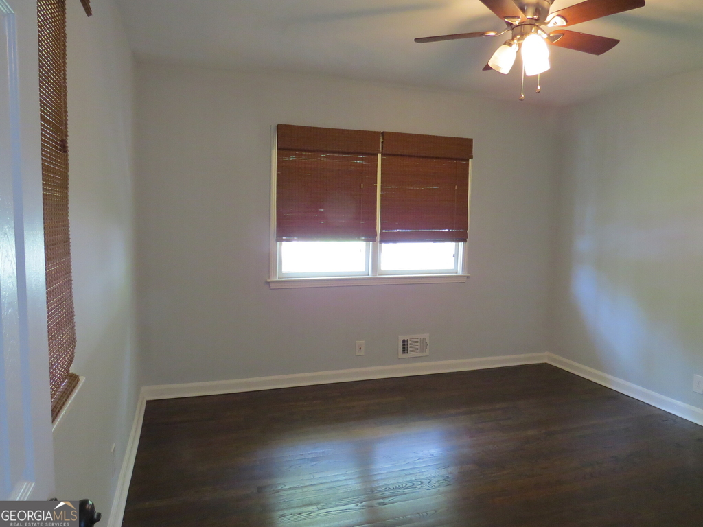 1570 Van Epps Street Se - Photo 14