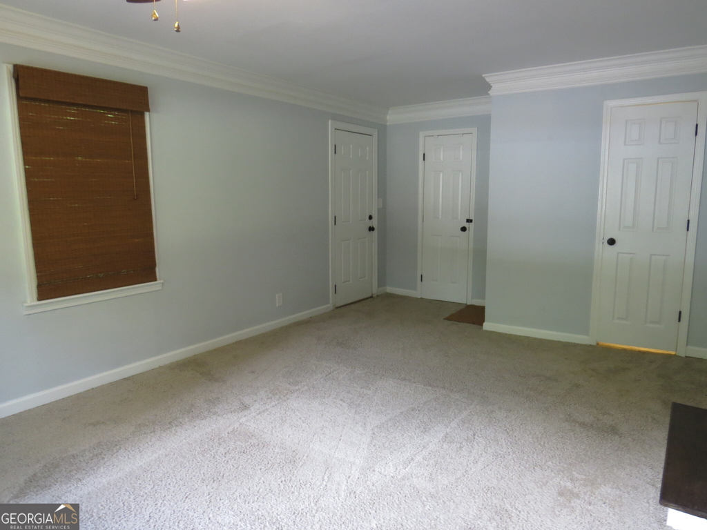1570 Van Epps Street Se - Photo 8