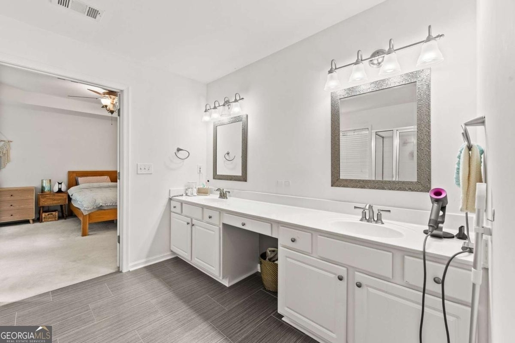 5087 Wellisford Court - Photo 26