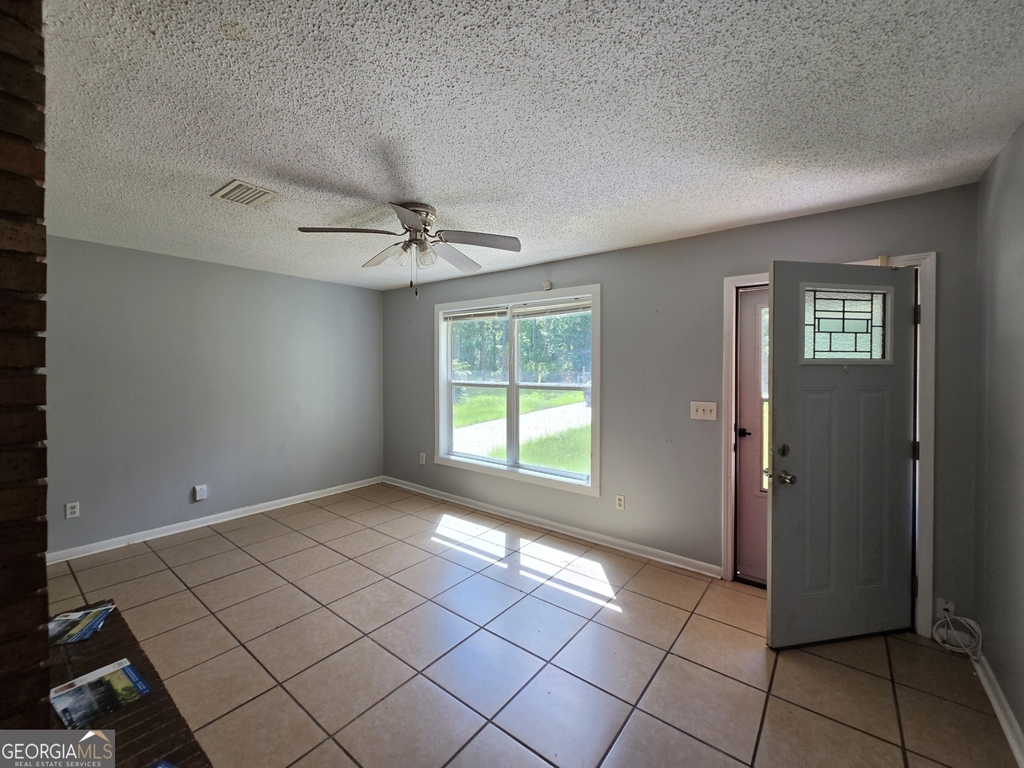504 Martha Drive - Photo 7