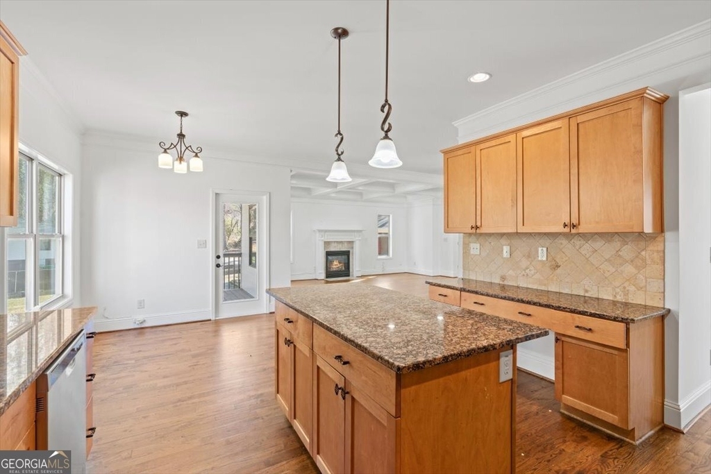 1410 Eastland Road - Photo 7