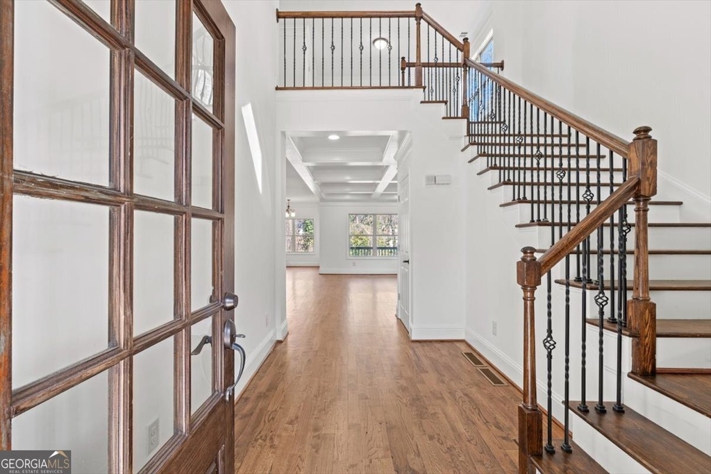 1410 Eastland Road - Photo 5
