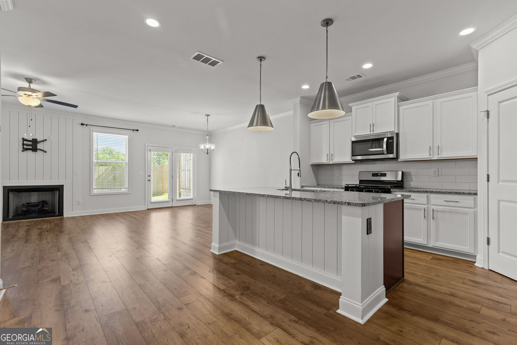 5125 Hillington Way - Photo 3