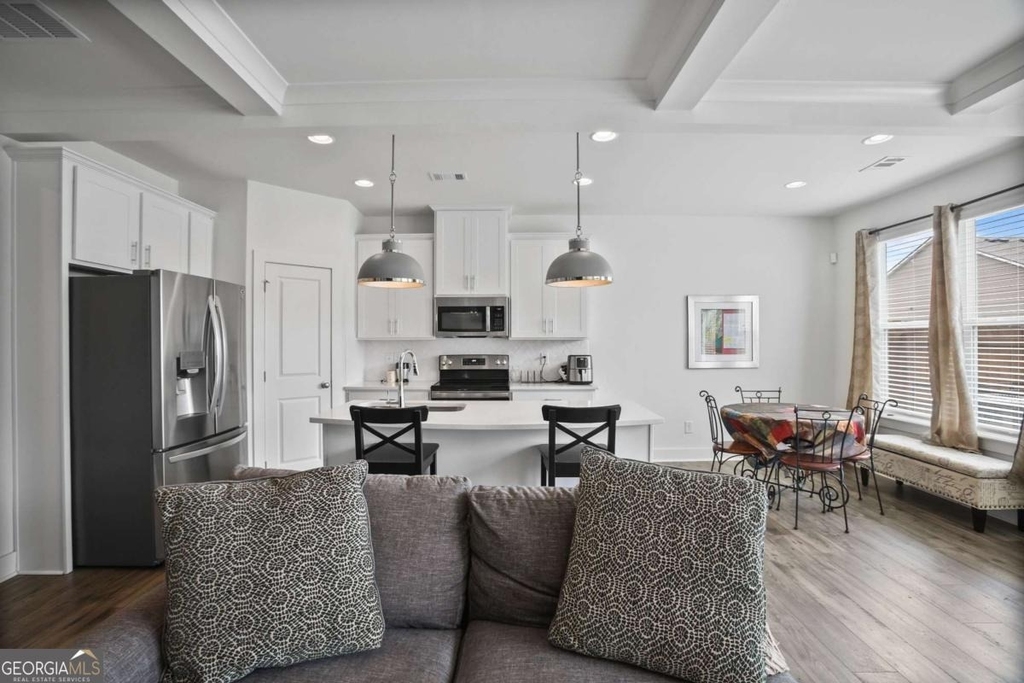 7637 Avalon Boulevard - Photo 15