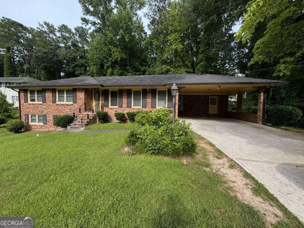 412 Fielding Lane - Photo 0