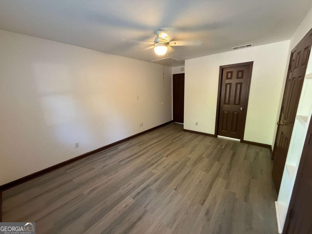 1702 Pine Tree Drive - Photo 10