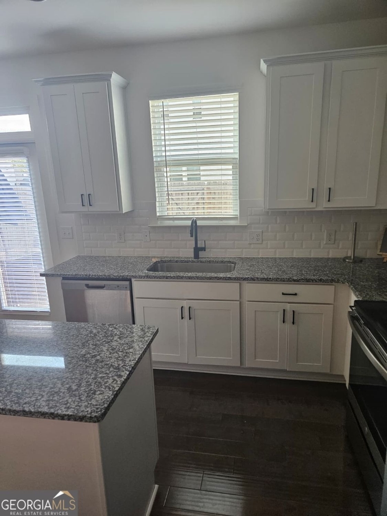 56 Auburn Hill Drive - Photo 7