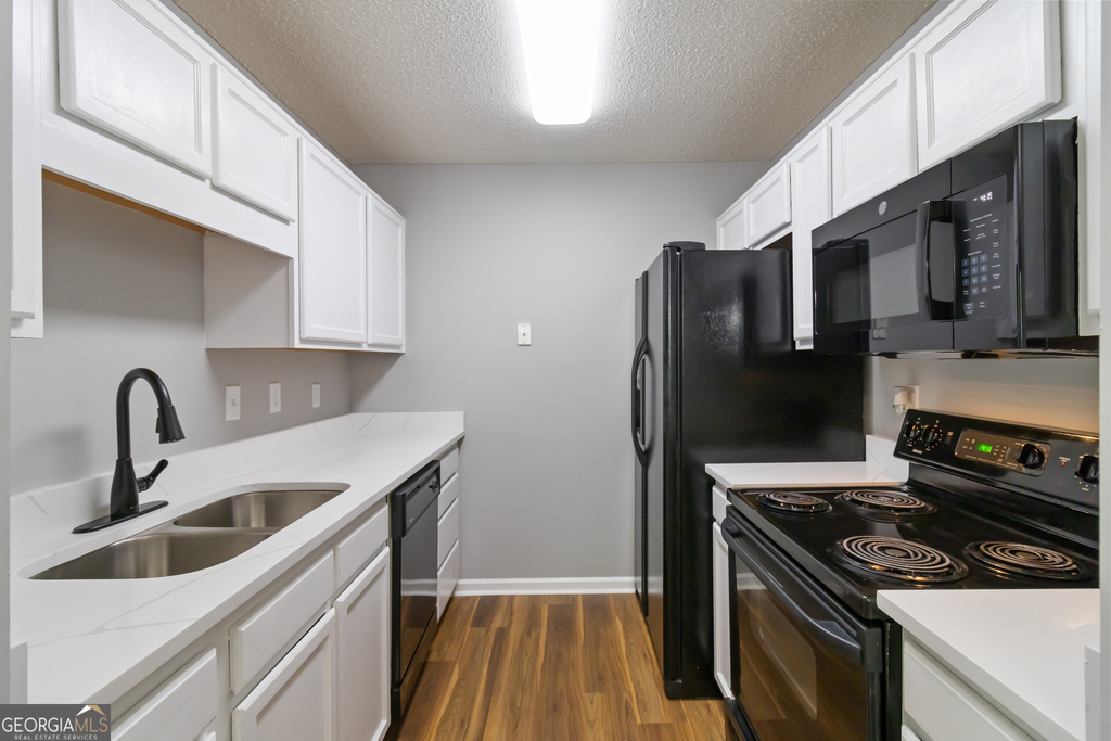897 Brickleridge Lane Se - Photo 8