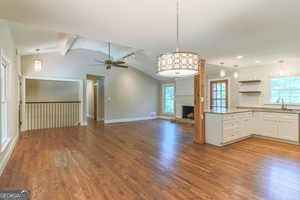 99 Woodvalley Drive - Photo 17