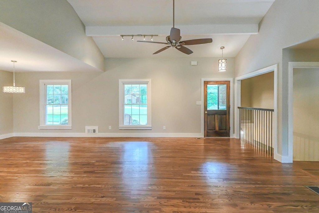 99 Woodvalley Drive - Photo 5