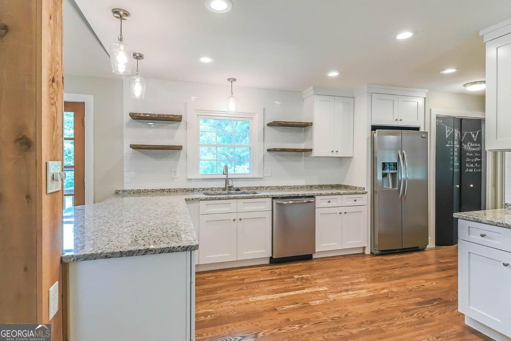 99 Woodvalley Drive - Photo 8