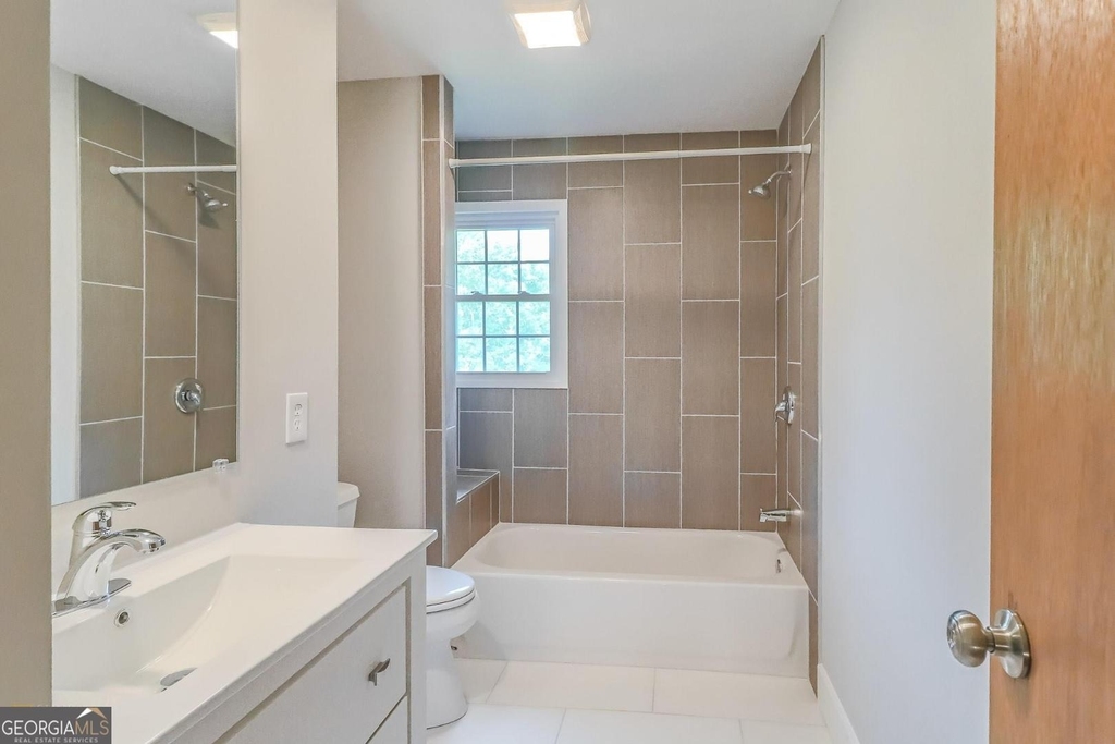 99 Woodvalley Drive - Photo 26