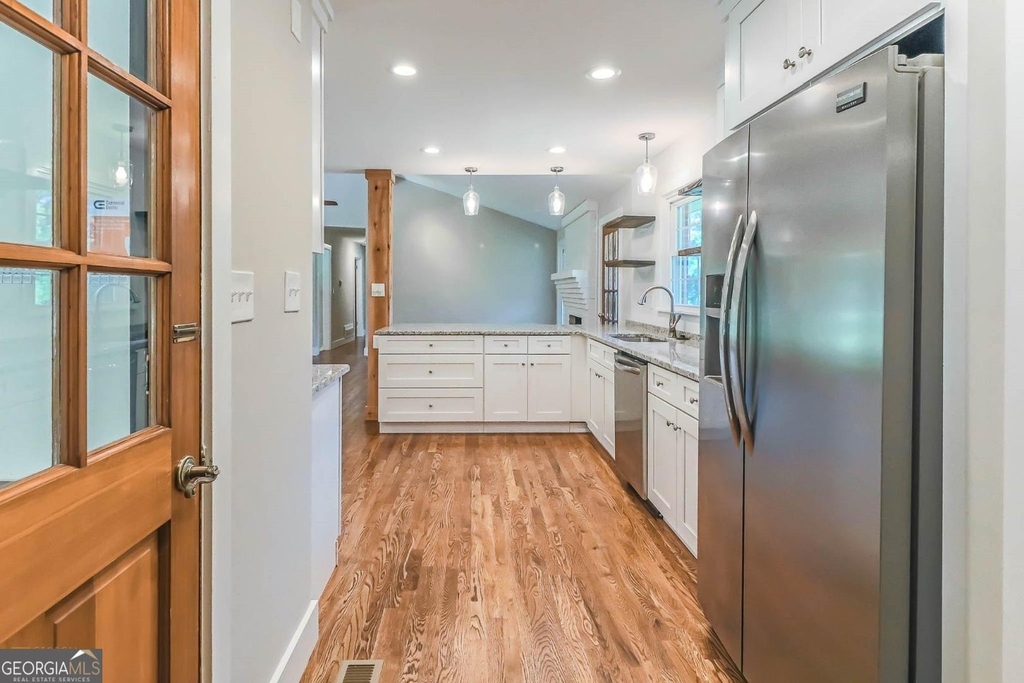 99 Woodvalley Drive - Photo 15