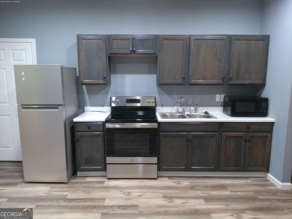 1471 Cliff View Terrace - Photo 2