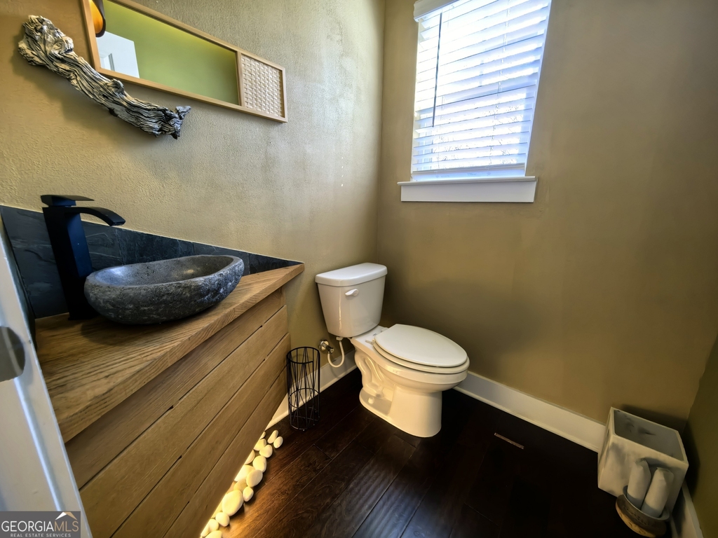 3797 Oxford Circle - Photo 5