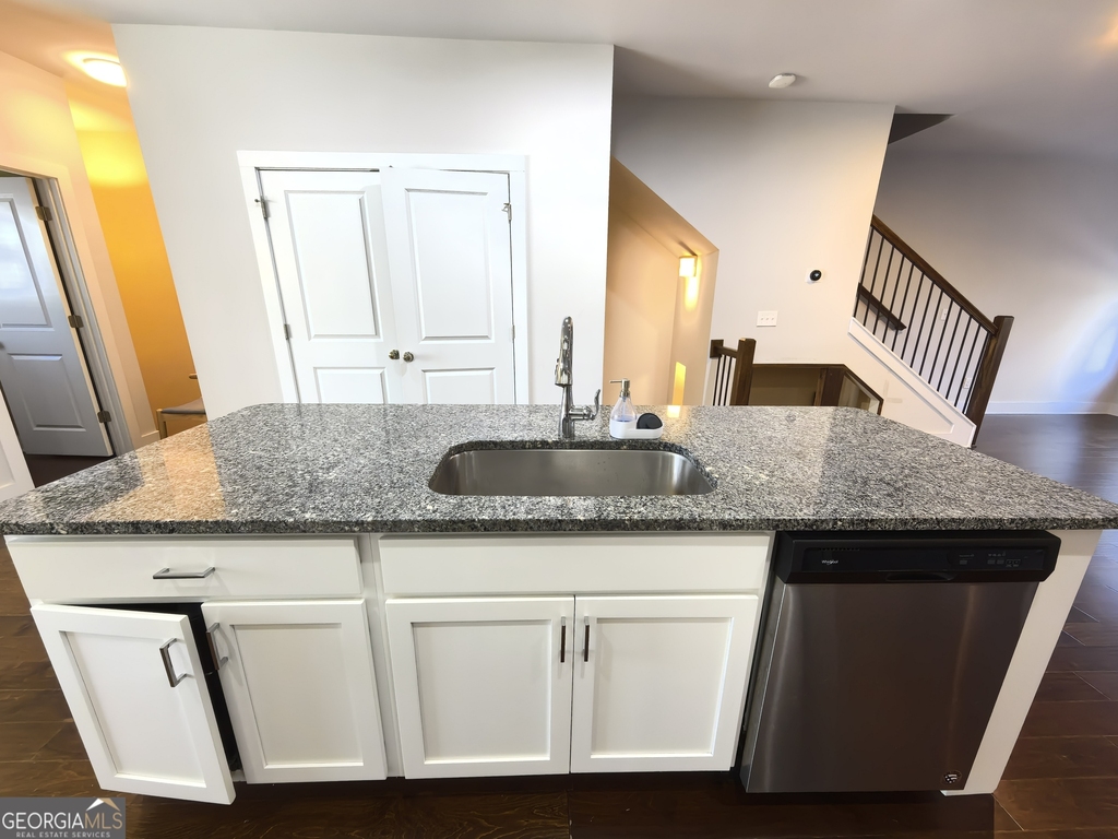 3797 Oxford Circle - Photo 10