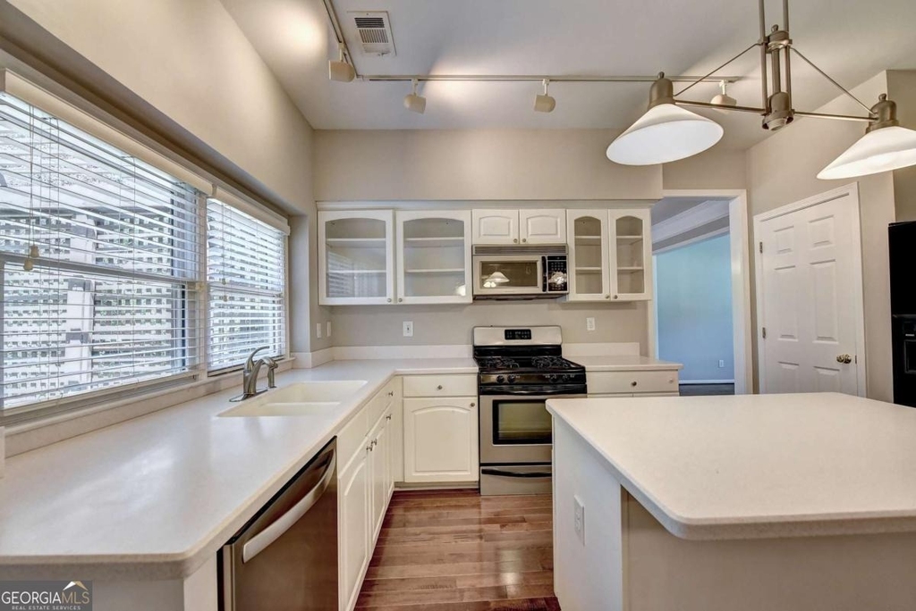 7470 Brookwood Way - Photo 17