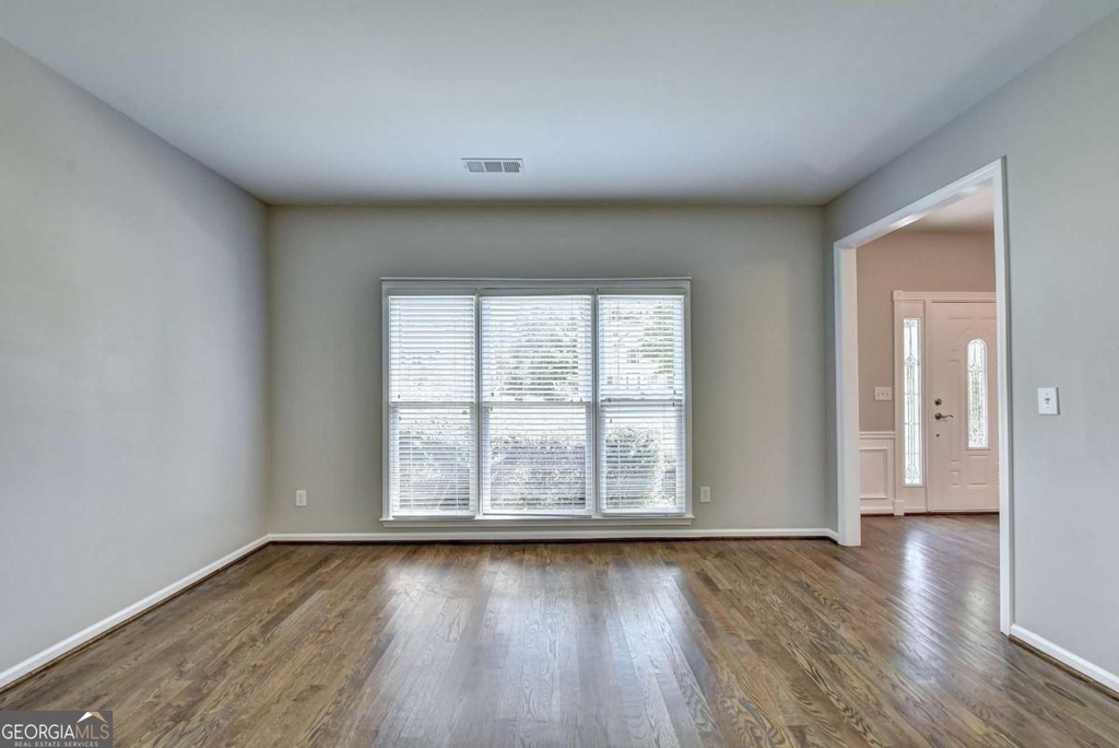 7470 Brookwood Way - Photo 7