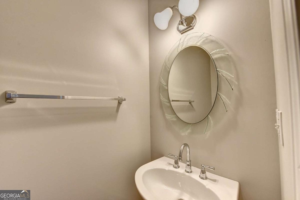 7470 Brookwood Way - Photo 30