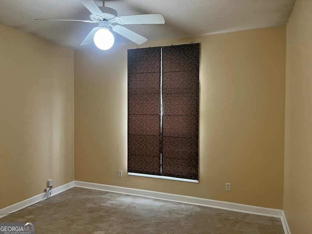 423 Cobblestone Way - Photo 13