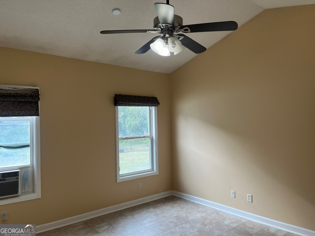 423 Cobblestone Way - Photo 7