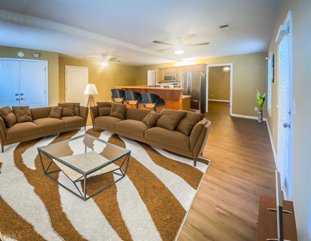 1821 Dalton Way - Photo 2