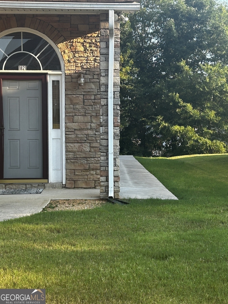 1821 Dalton Way - Photo 0