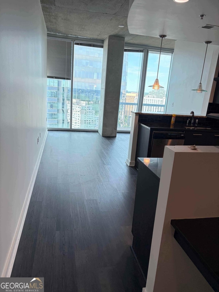 3324 Peachtree Road - Photo 3