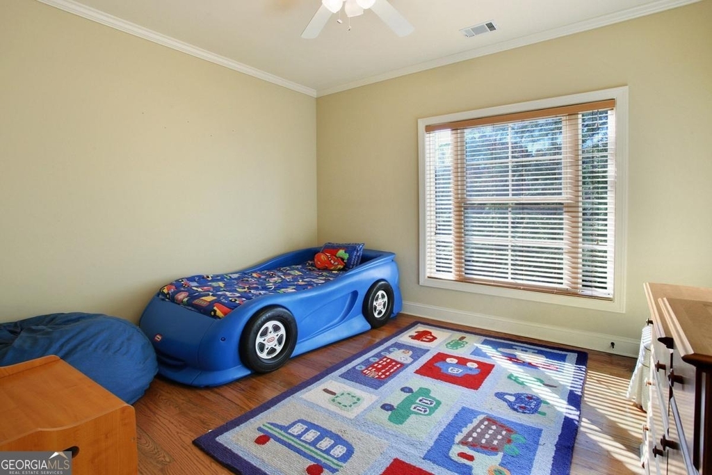 1084 Country Lane Ne - Photo 16