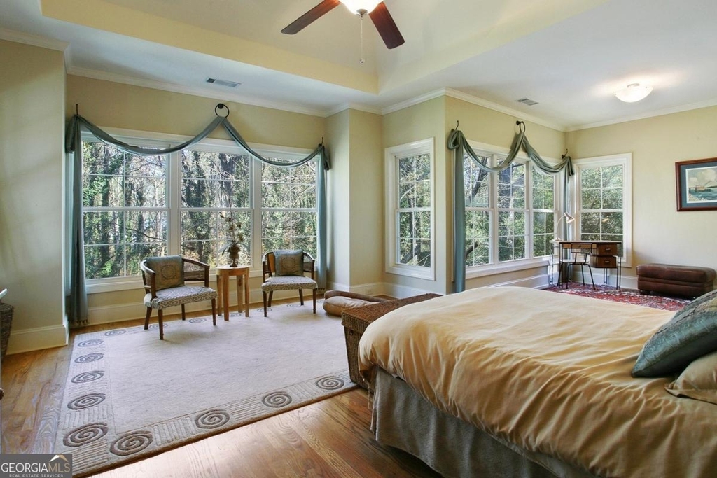 1084 Country Lane Ne - Photo 19