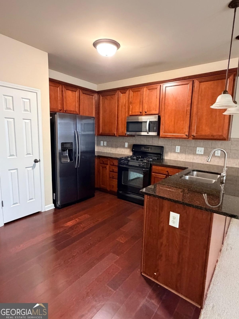 734 Grove Manor Park - Photo 11