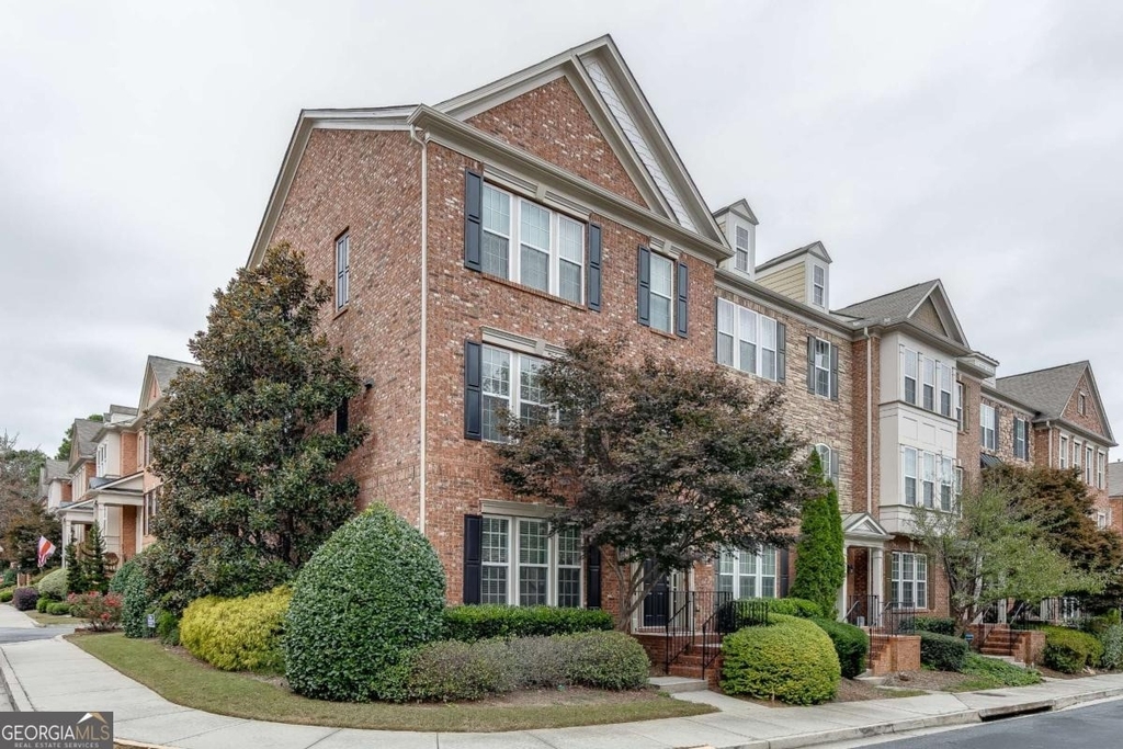 2801 Loftview Square - Photo 2