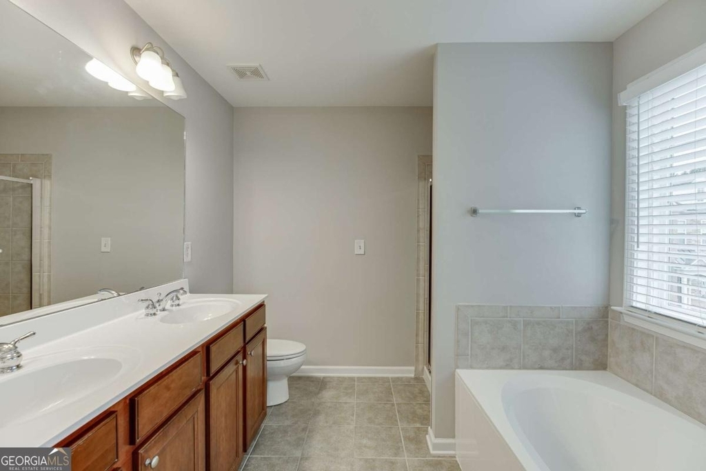2801 Loftview Square - Photo 23