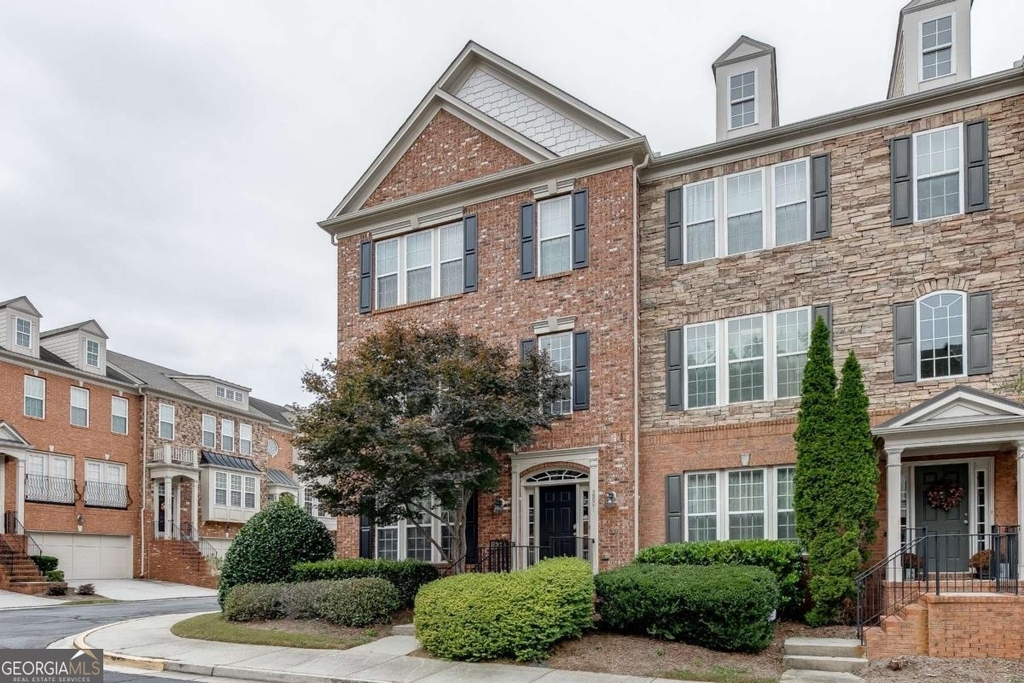 2801 Loftview Square - Photo 0