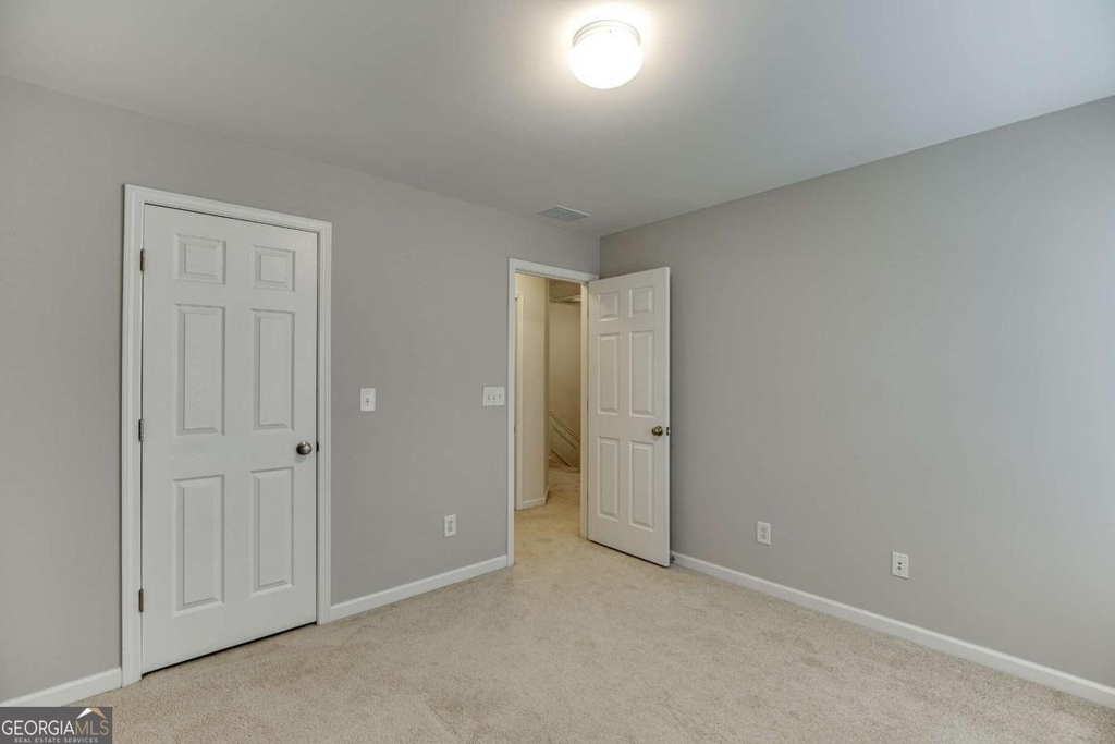 2801 Loftview Square - Photo 31