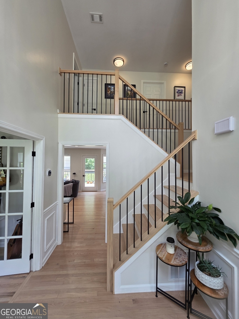 100 Bedford Forrest Drive - Photo 2