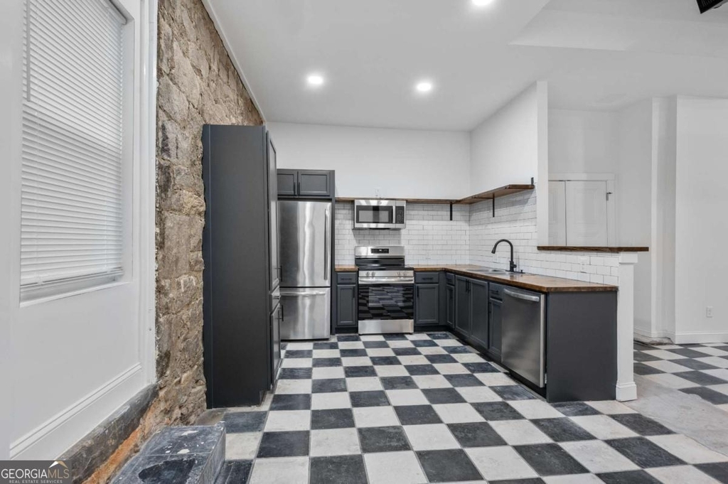 360 Ponce De Leon Avenue Ne - Photo 4