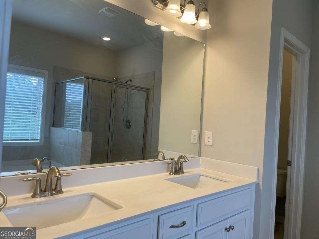 2415 Matlin Way - Photo 25