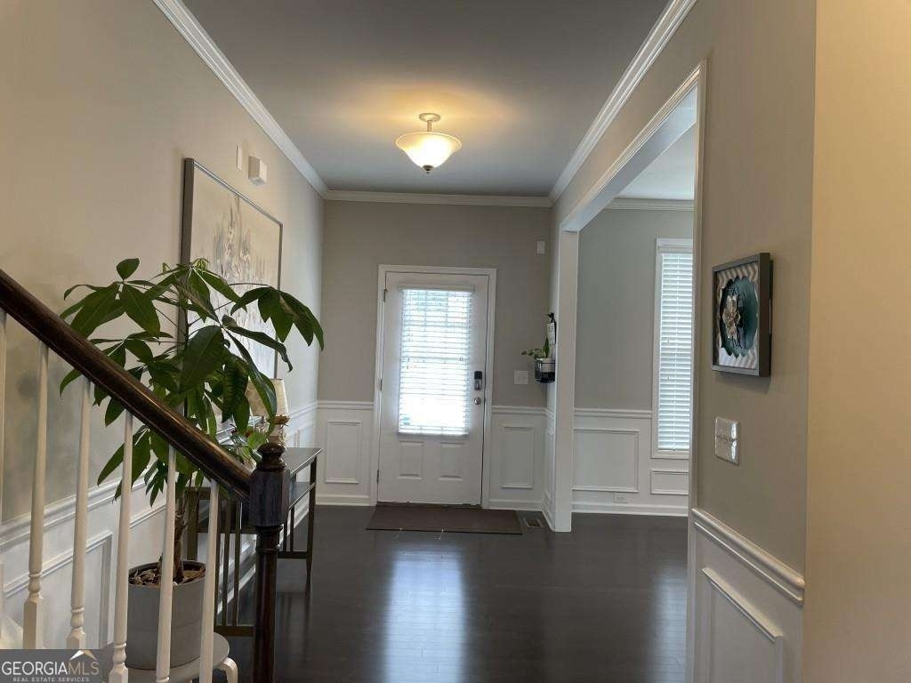 2415 Matlin Way - Photo 2