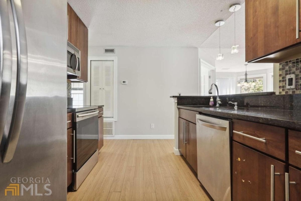 1007 Sandy Lane Drive - Photo 15