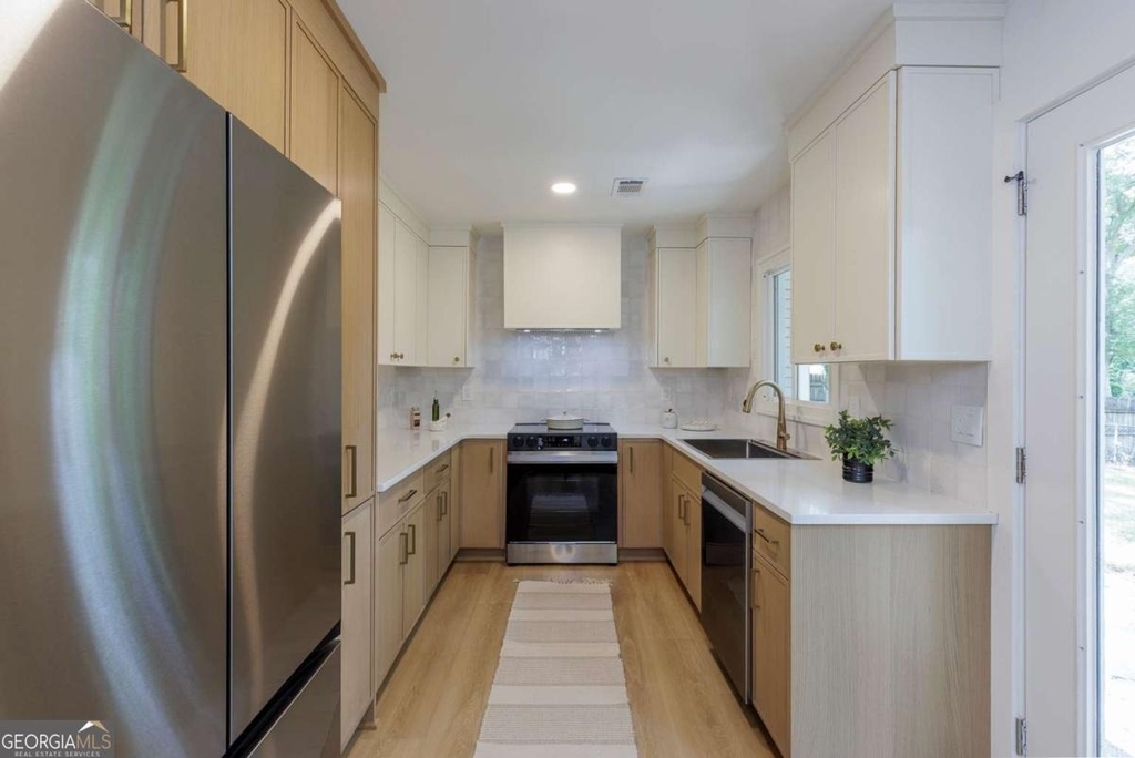 3026 Brook Drive - Photo 10