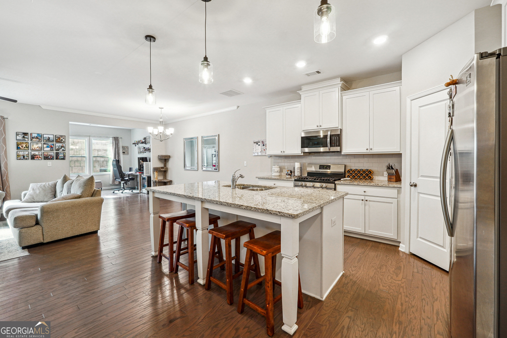 1616 Lansing Bluff Walk - Photo 4