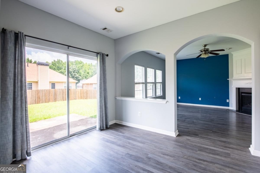 7702 Parkside Drive - Photo 12