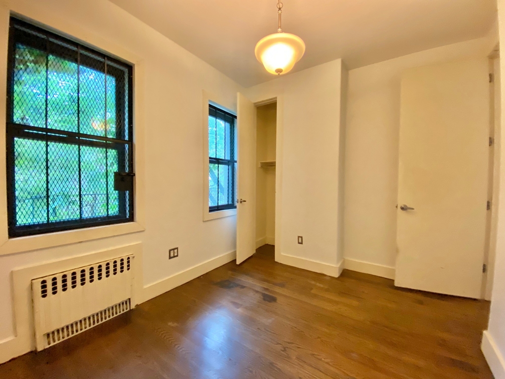 171 Starr Street - Photo 3