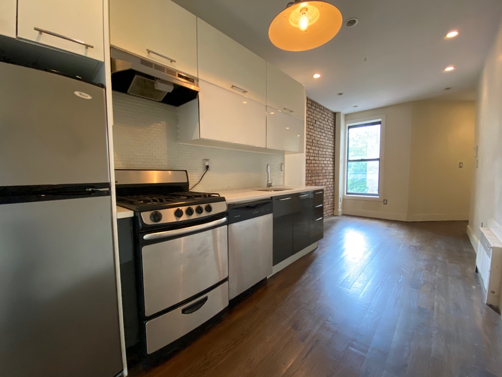 171 Starr Street - Photo 2